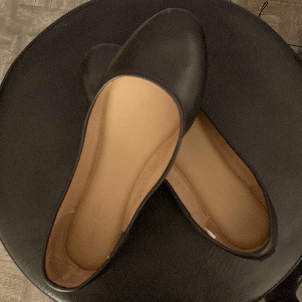 I am selling black slip on